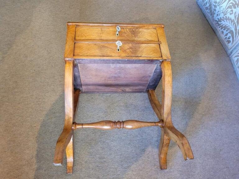 Walnut Coffee Table / Directoire Period-photo-2