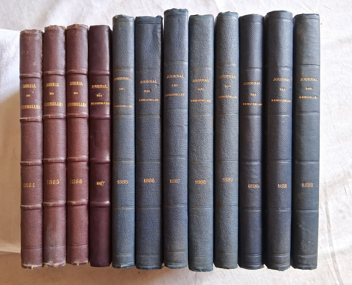 Ensemble de 12 livres / Le journal des Demoiselles 