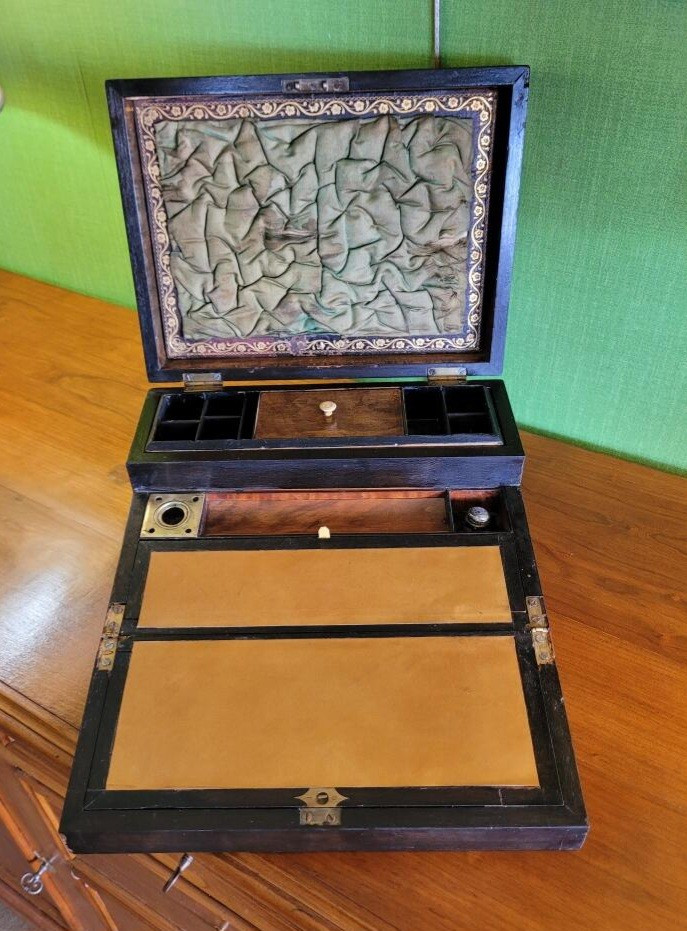 Ecritoire en Acajou  / XIXème