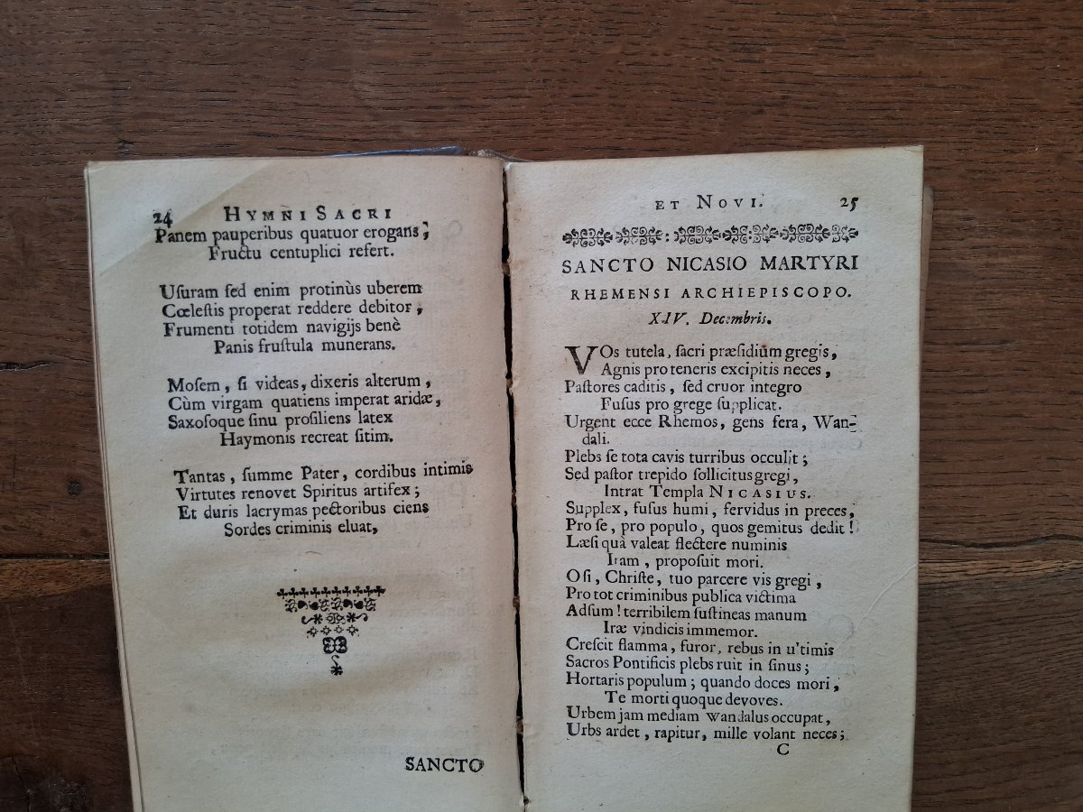Hymni Sacri Et Novi - Victorino Santolio / 1698-photo-4
