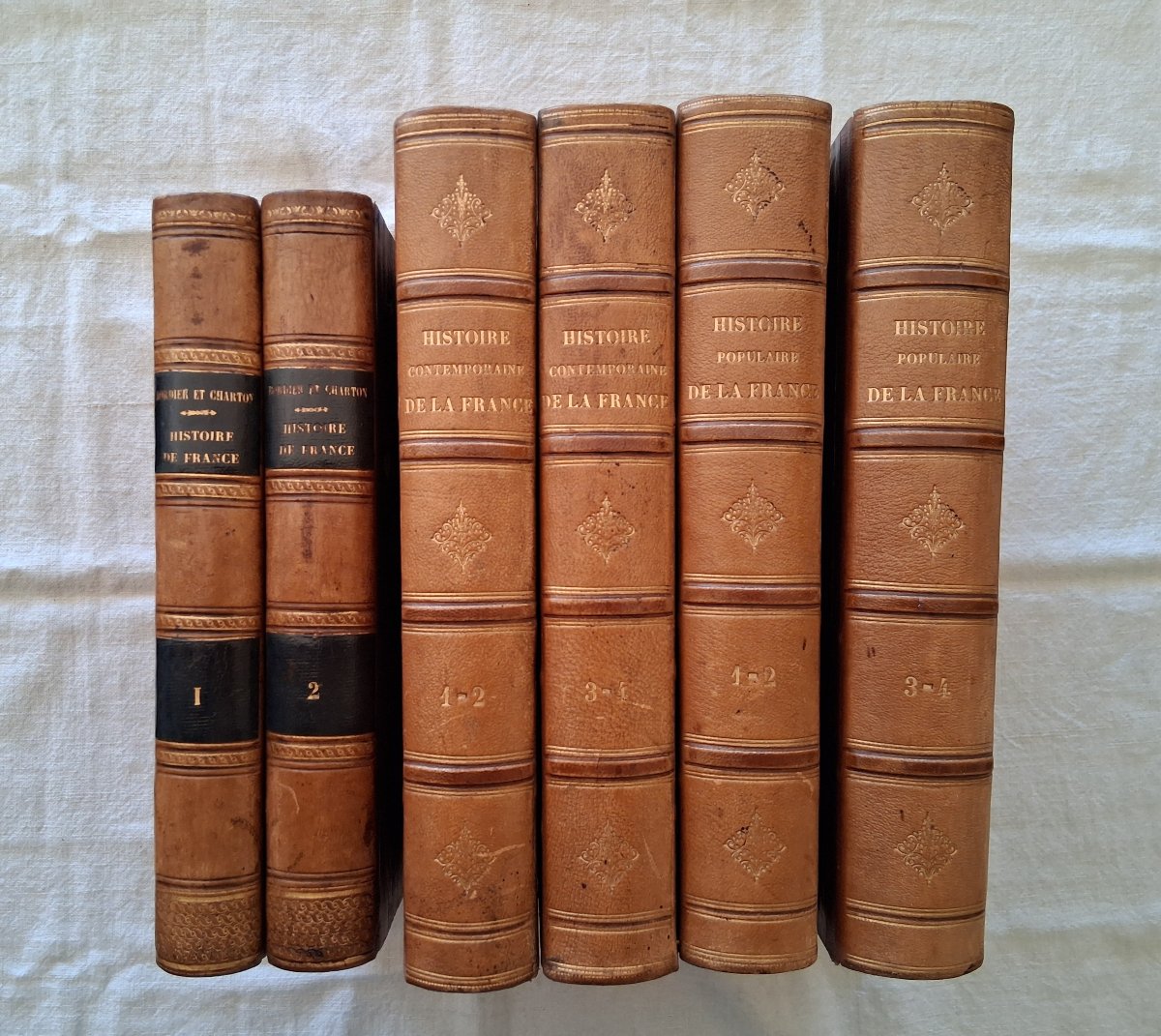Ensemble  de  6 livres d'histoire  /  1864-1865