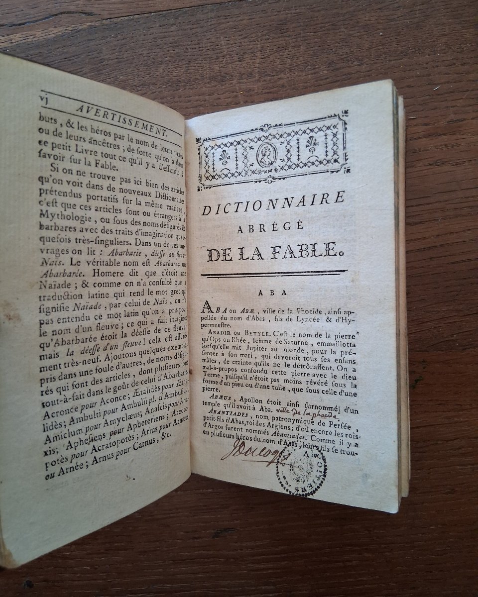 Dictionnaire abrégé de la fable par Chompré  /  1775-photo-2