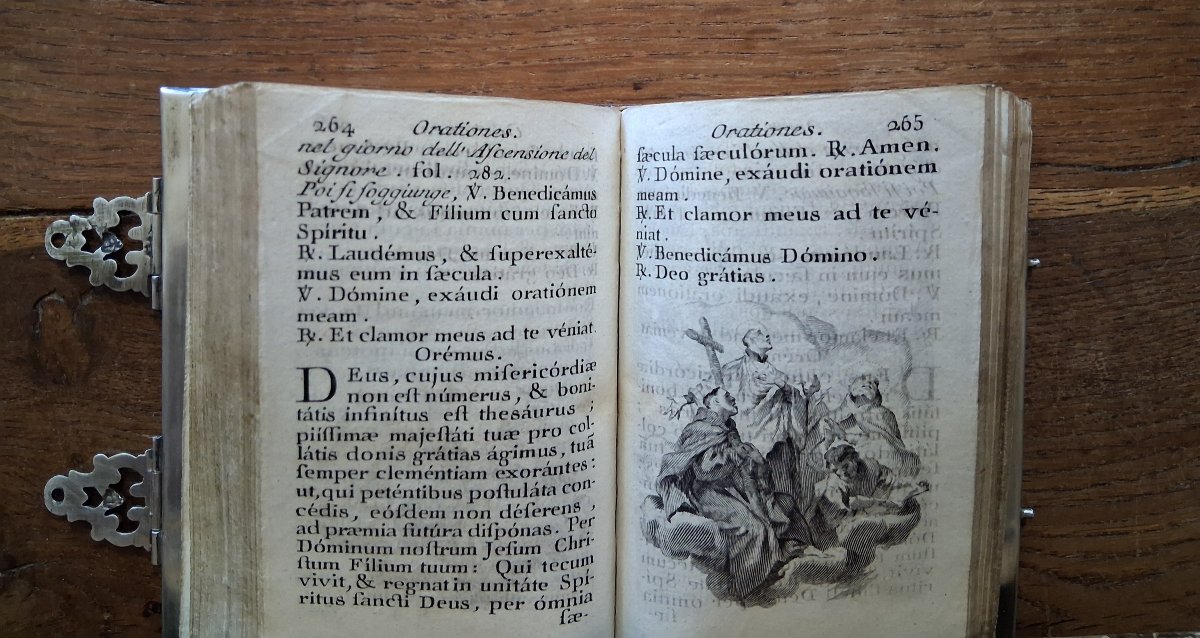 The Office Of The Blessed Virgin Mary  /  1740-photo-2