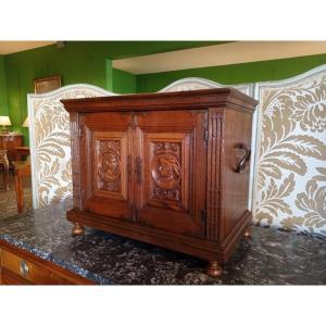 Small Oak Cabinet With Carved Decor Of Medallions