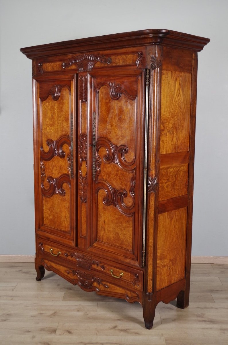 Nineteenth Century Bressane Wardrobe-photo-5