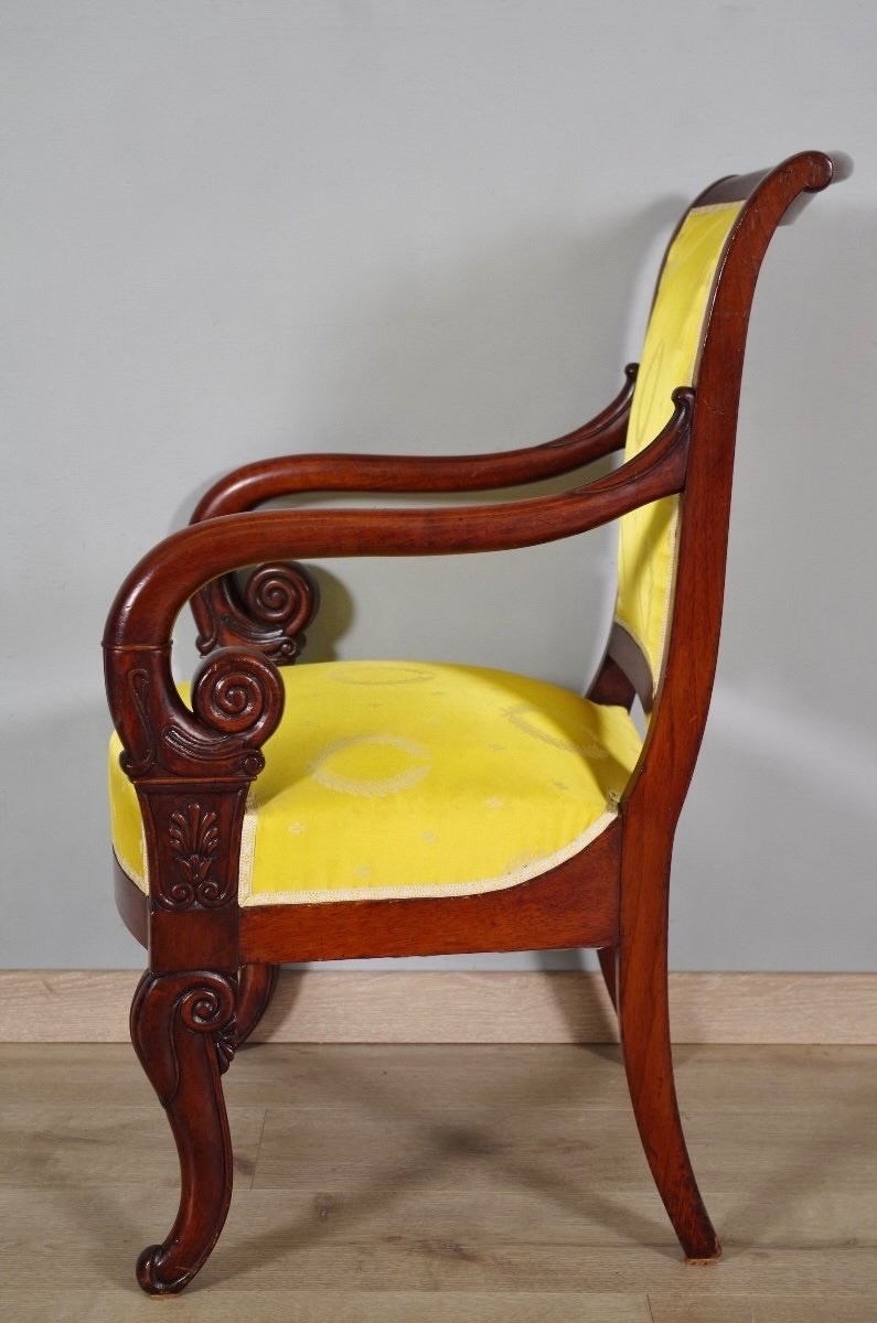 Four Restoration Period Armchairs-photo-5