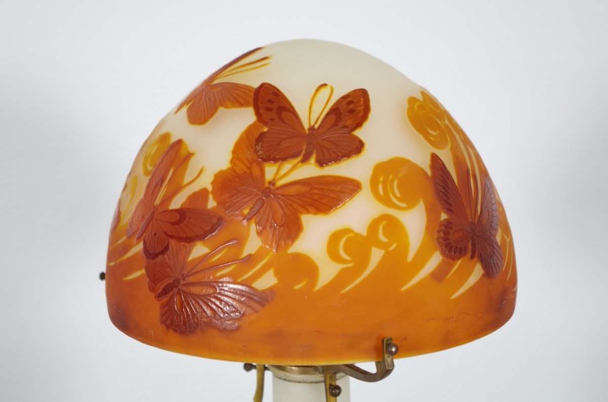 Emile Gallé: Lamp With Butterflies-photo-4