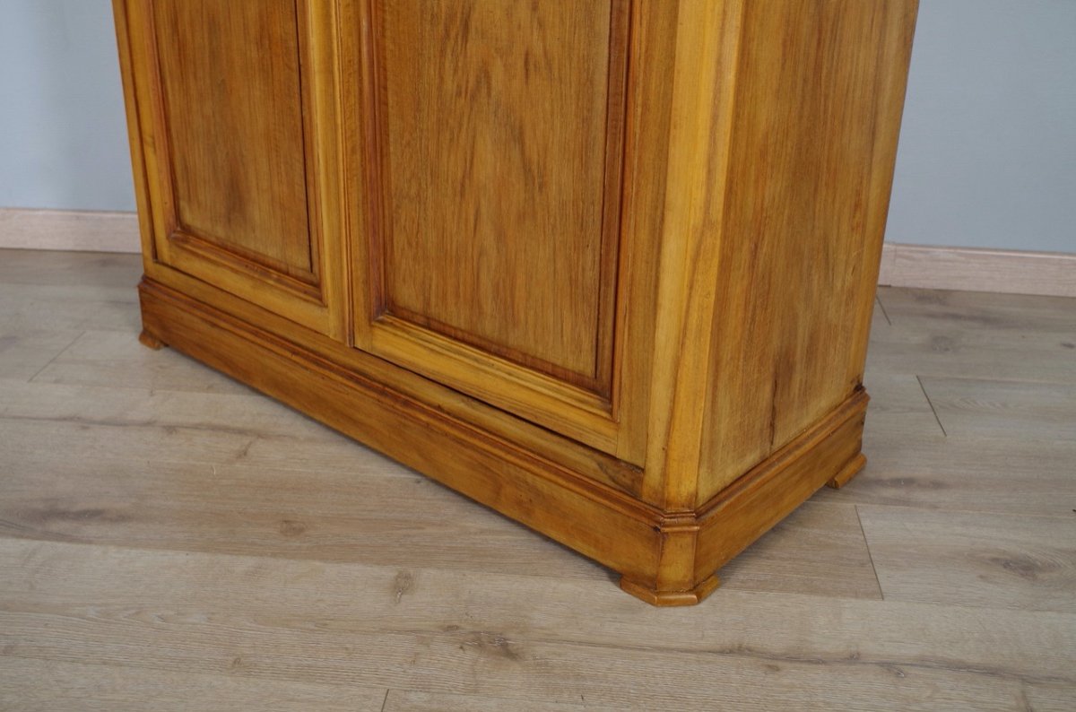 Louis-philippe Style Bookcase-photo-4