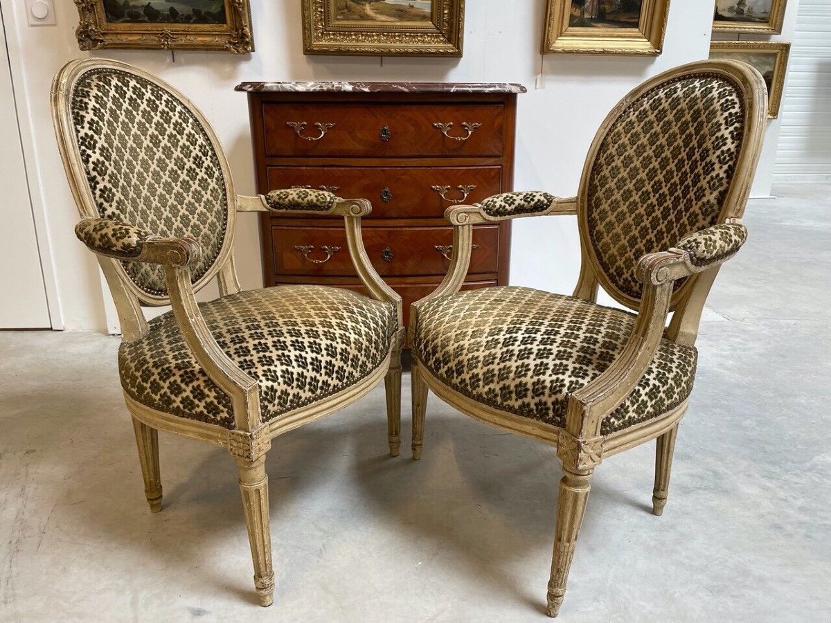 Quatre fauteuils laqués époque Louis XVI-photo-4