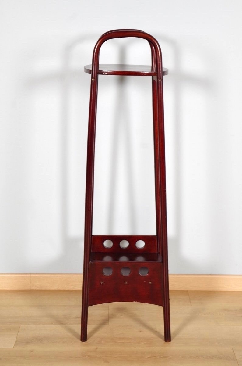 Hoffmann And Thonet: Bentwood Harness-photo-2