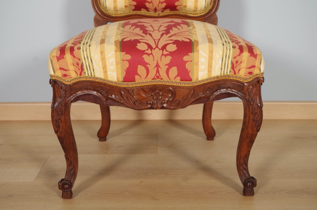 Four Regency Style Walnut Chairs-photo-2