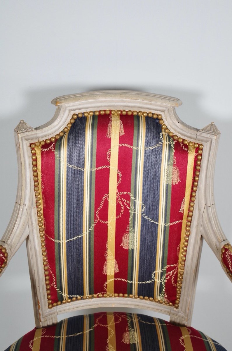 Louis XVI Period Painted Armchair-photo-4