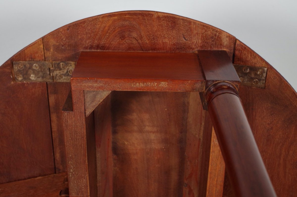Joseph Canabas: Shuttered Table-photo-8