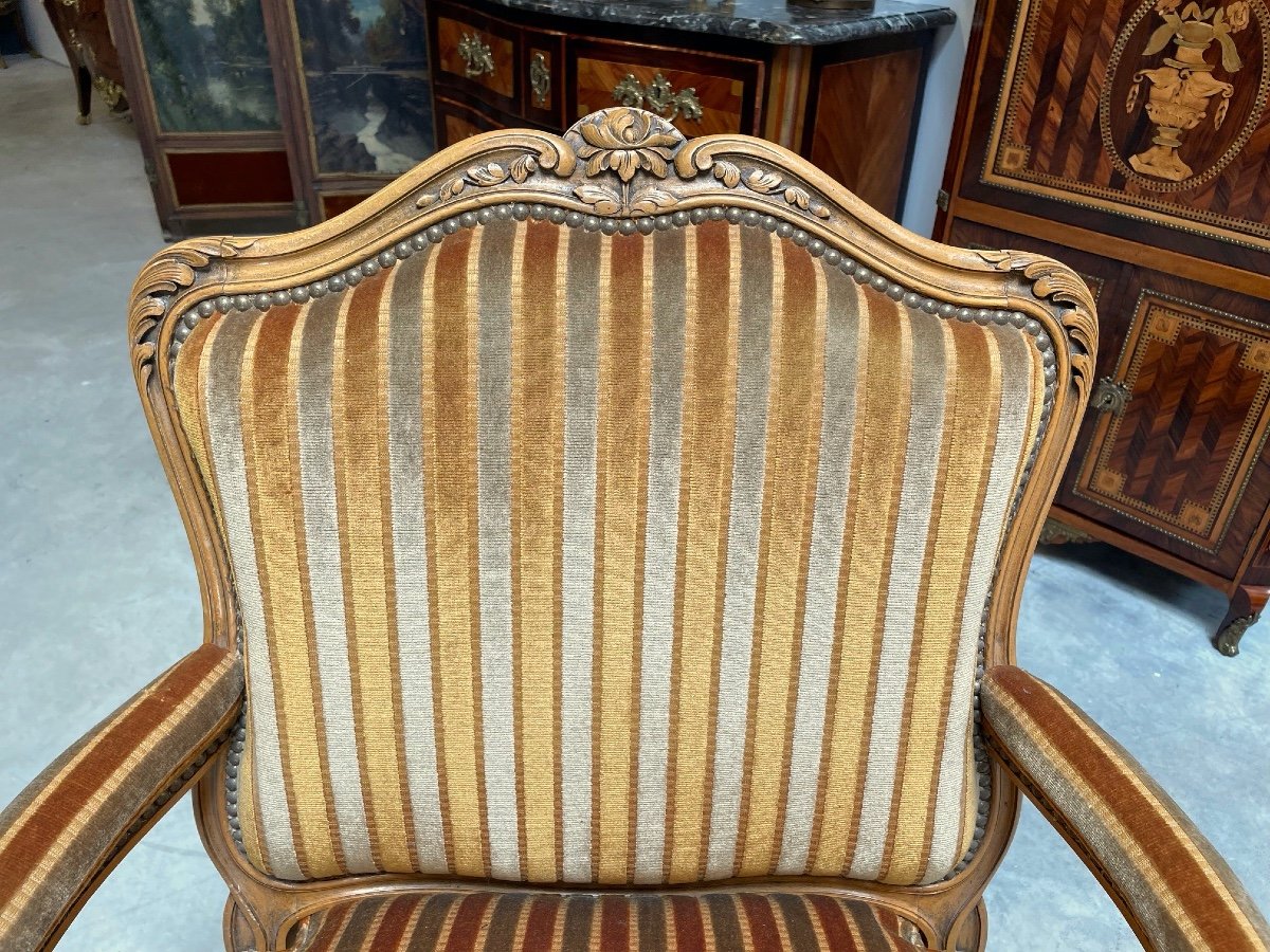Fauteuil style Louis XV-photo-1