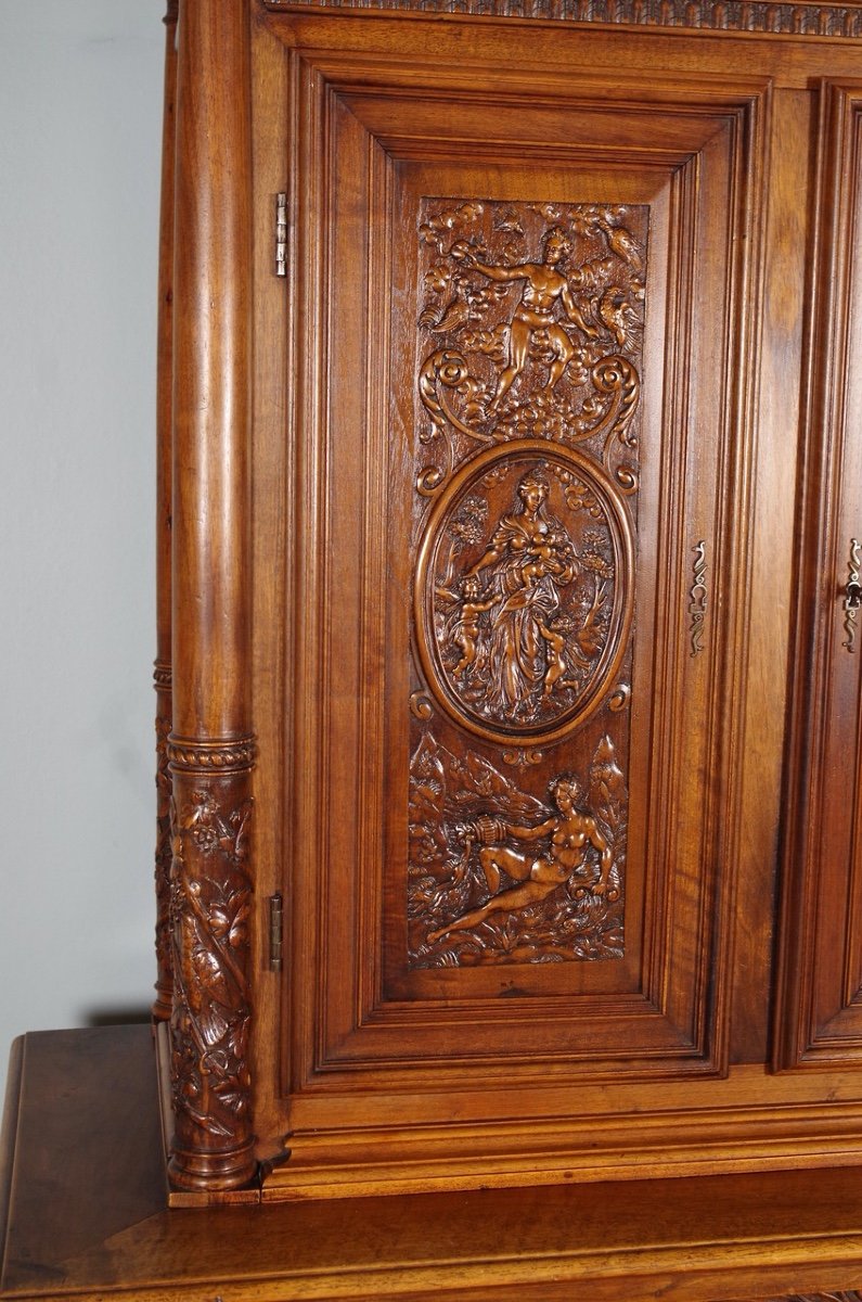 Renaissance Style Cabinet-photo-4