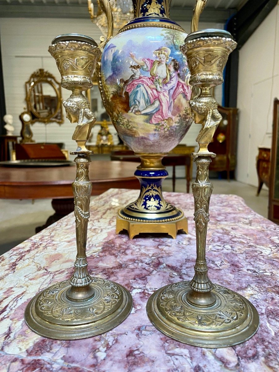 Ferdinand Barbedienne : paire de bougeoirs style Renaissance-photo-2