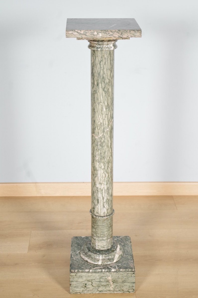Colonne en marbre
