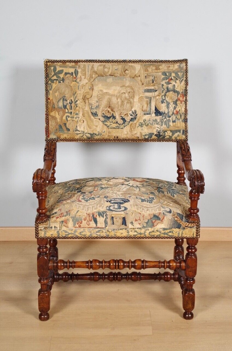 Chaise à bras époque Louis XIII