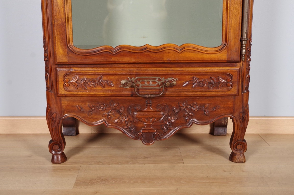 Provencal Style Display Case-photo-3