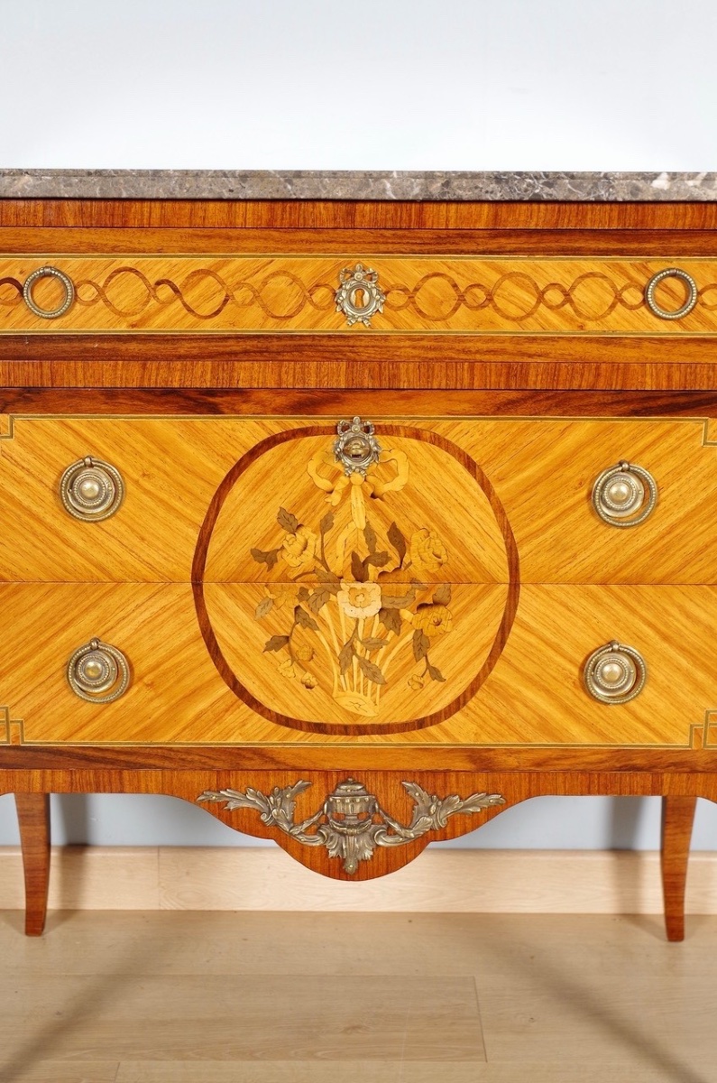 Transition Style Chest Of Drawers-photo-2