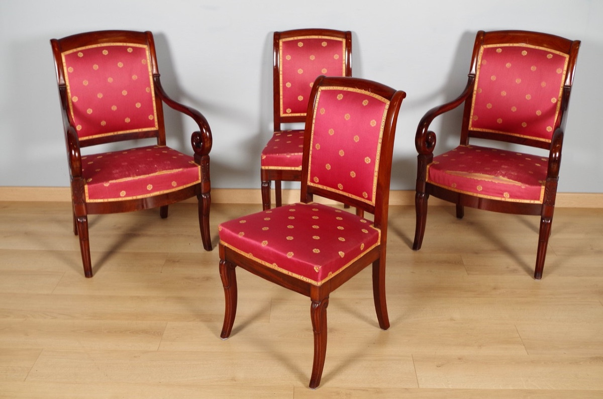 Paire de fauteuils et paire de chaises époque Restauration