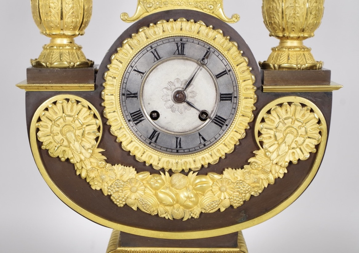 Restoration Period Clock-photo-4