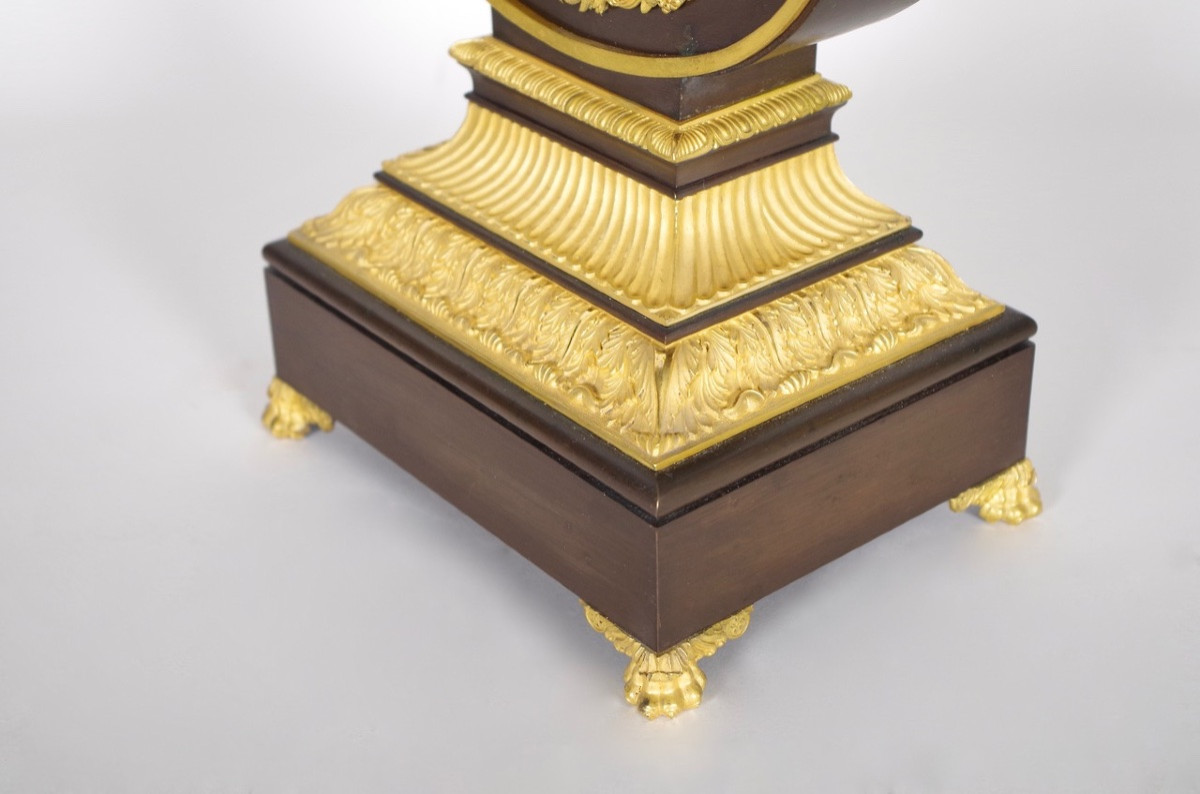 Restoration Period Clock-photo-3