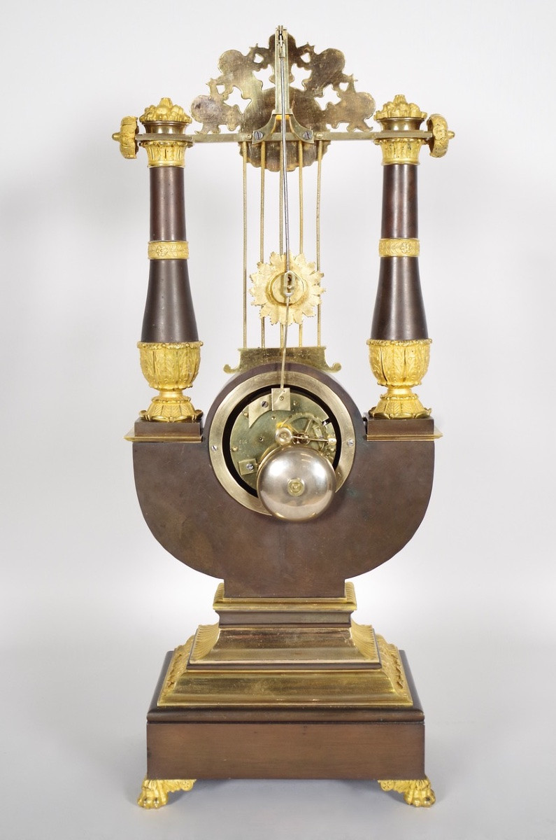 Restoration Period Clock-photo-5