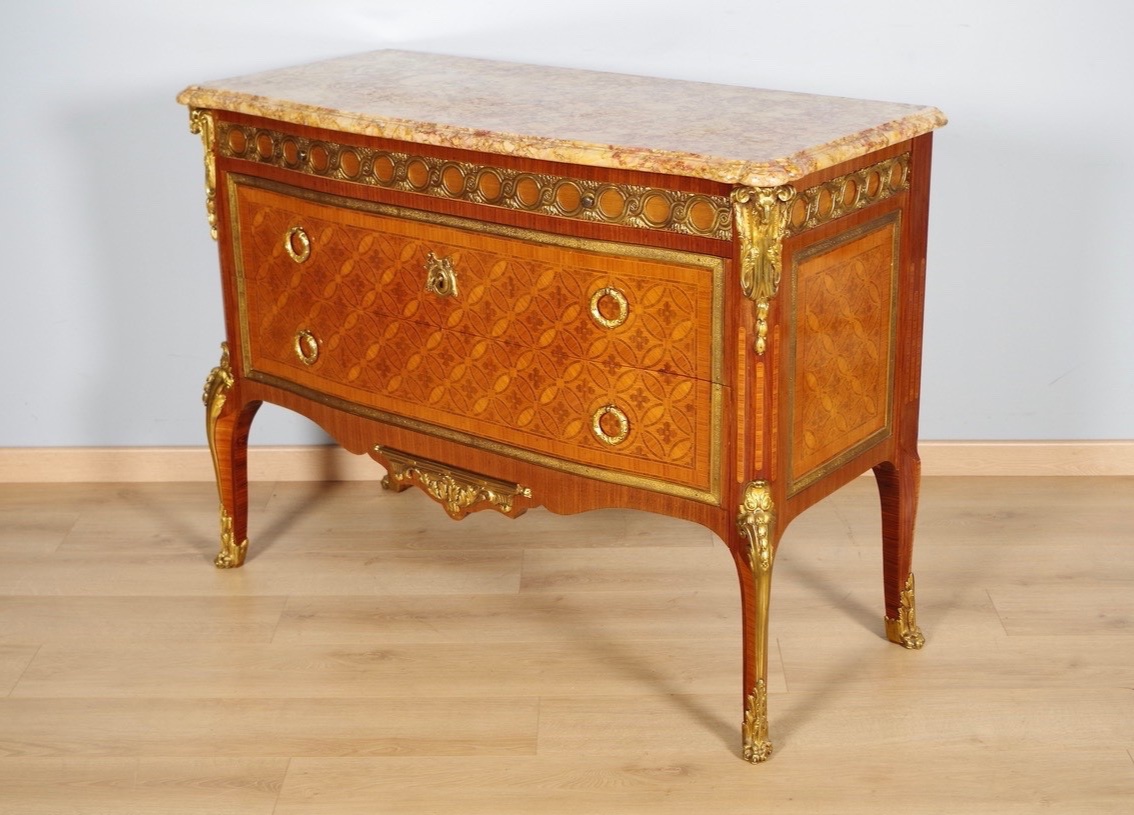 Commode style Transition dans le goût de Riesener-photo-3