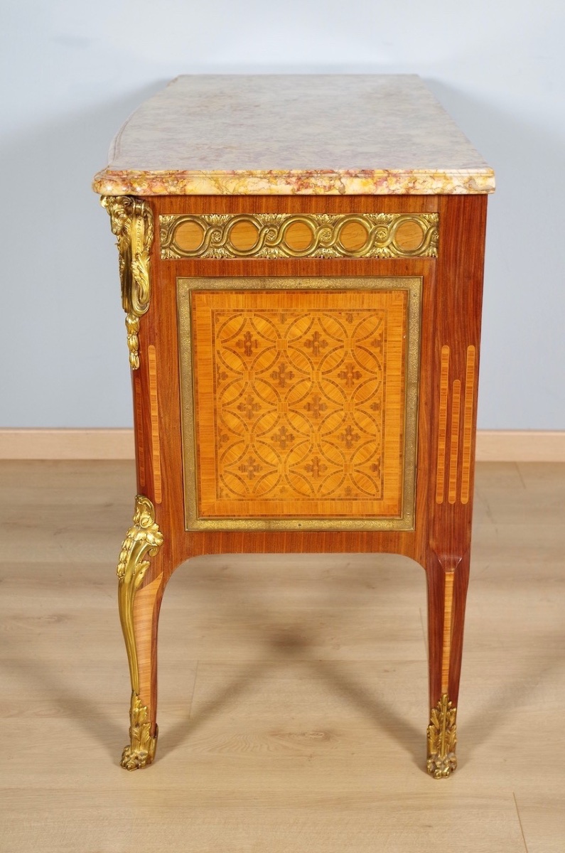 Commode style Transition dans le goût de Riesener-photo-2