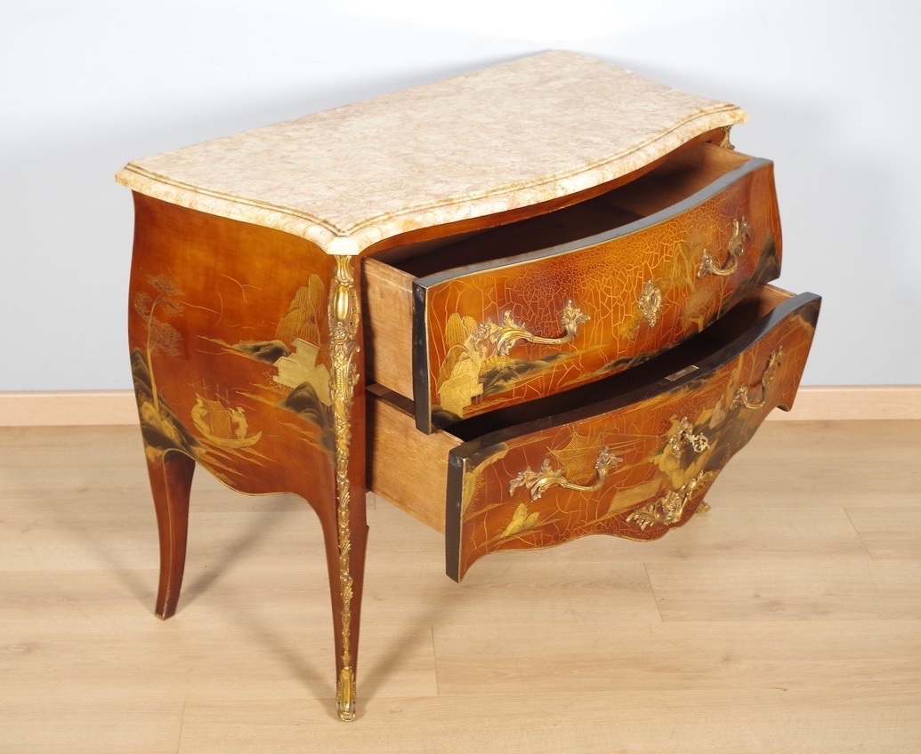 Louis XV Style Chest Of Drawers In Chinese Lacquer-photo-1