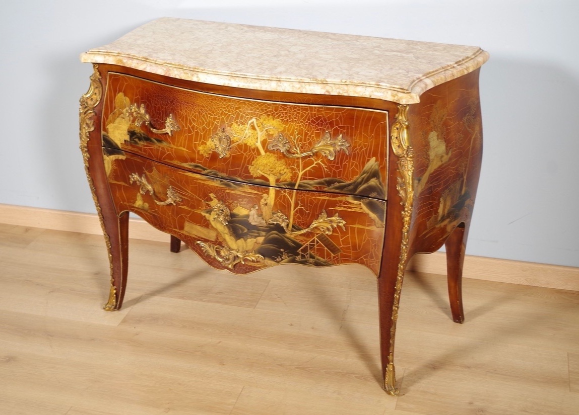 Louis XV Style Chest Of Drawers In Chinese Lacquer