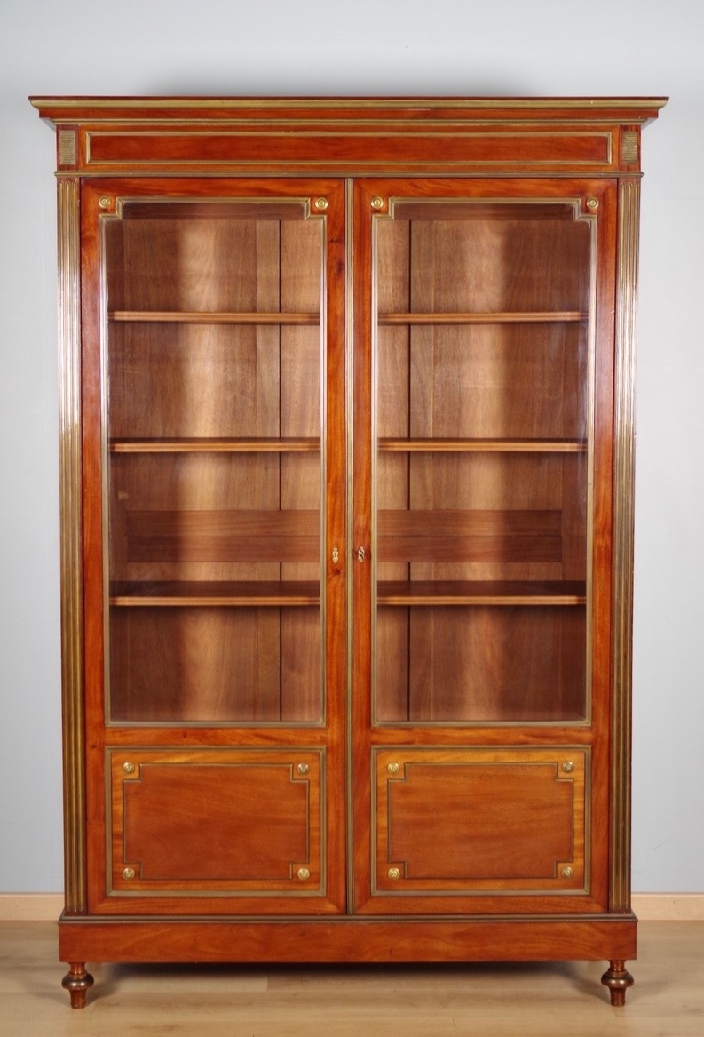Bibliothèque style Louis XVI