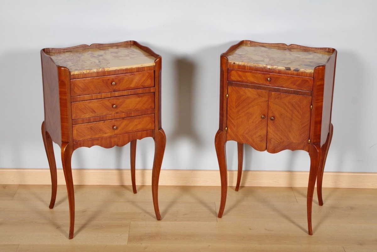 Paire de chevets Transition en acajou et bois de rose, vers 1900