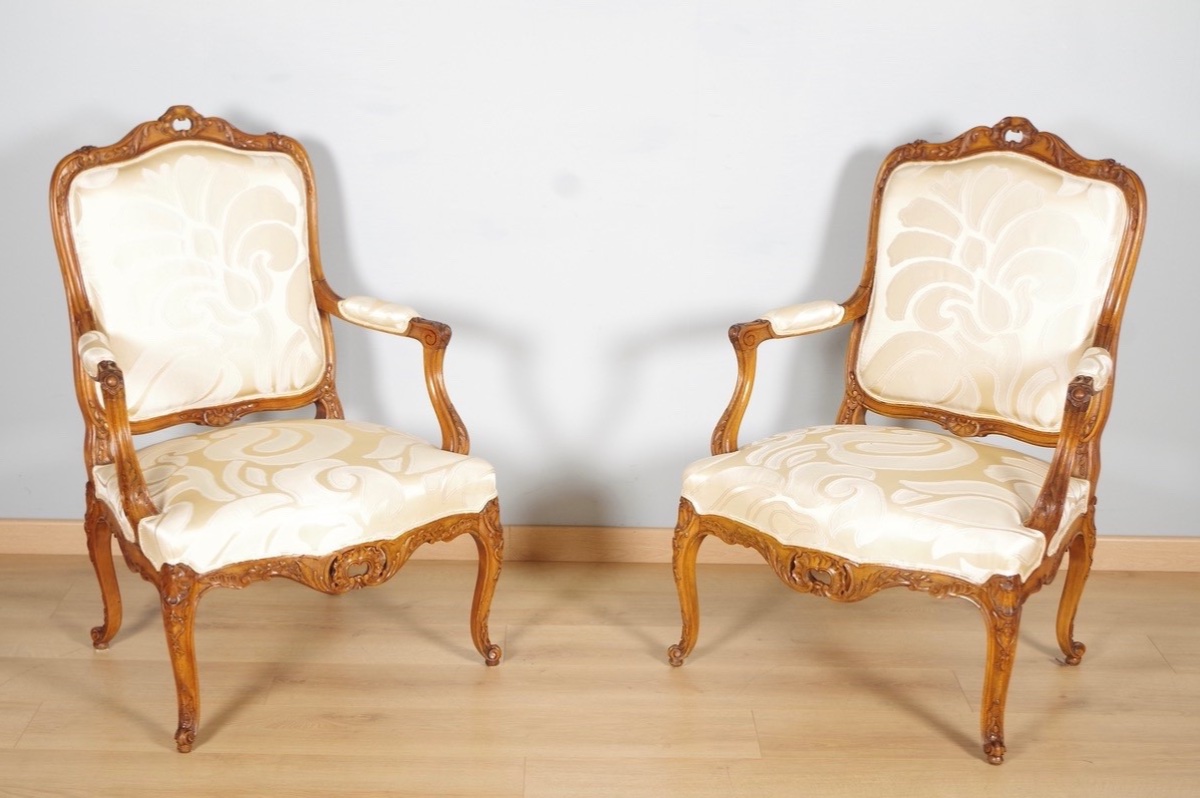 Suite de quatre fauteuils Régence à la Reine en hêtre sculpté, vers 1900-photo-2
