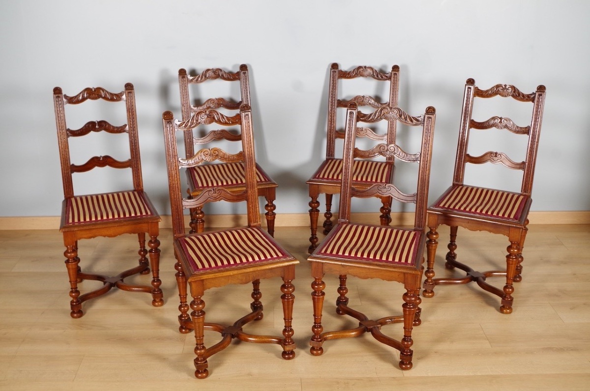 Set Of Twelve Renaissance-style Chairs In Carved Walnut, Circa 1900-photo-3