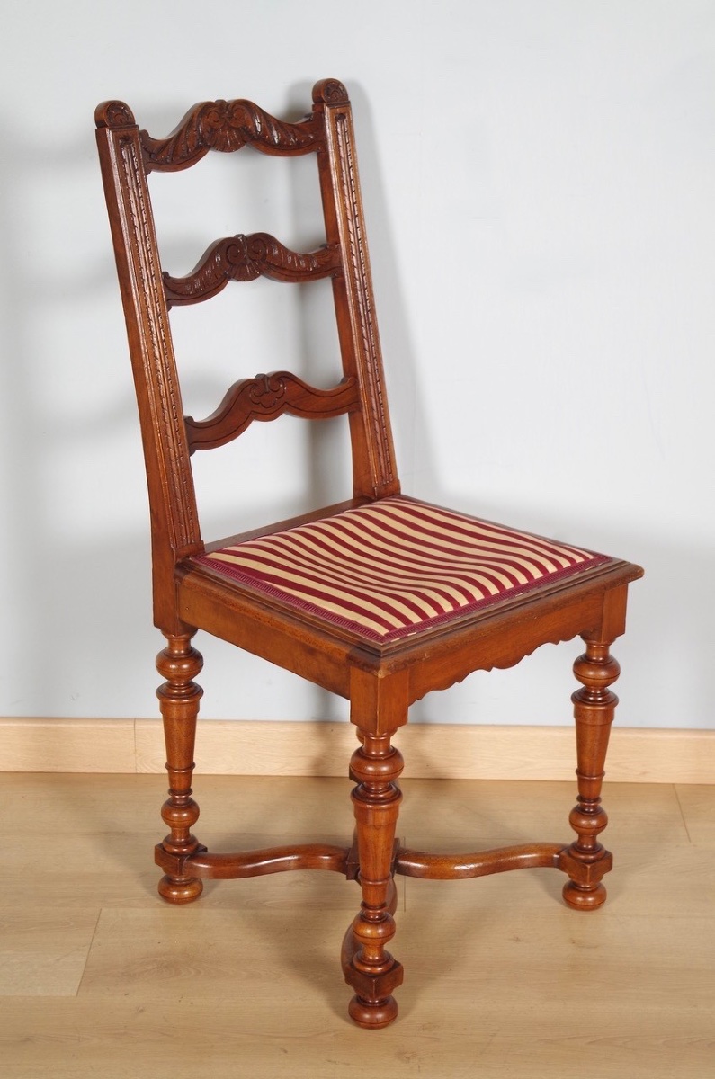 Set Of Twelve Renaissance-style Chairs In Carved Walnut, Circa 1900-photo-4