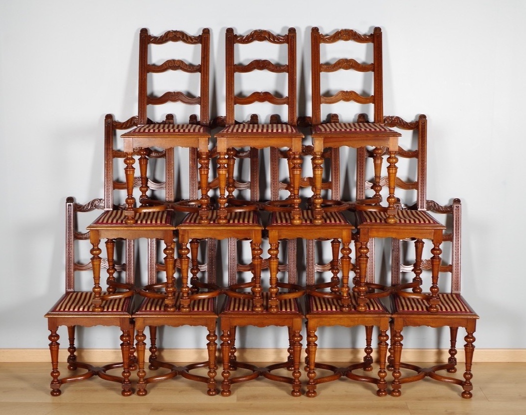 Set Of Twelve Renaissance-style Chairs In Carved Walnut, Circa 1900