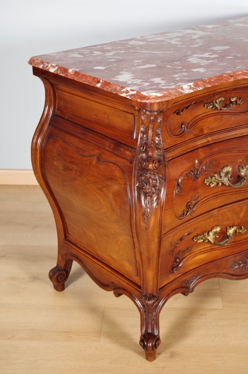 Commode tombeau Louis XV en noyer sculpté, vers 1900-photo-4