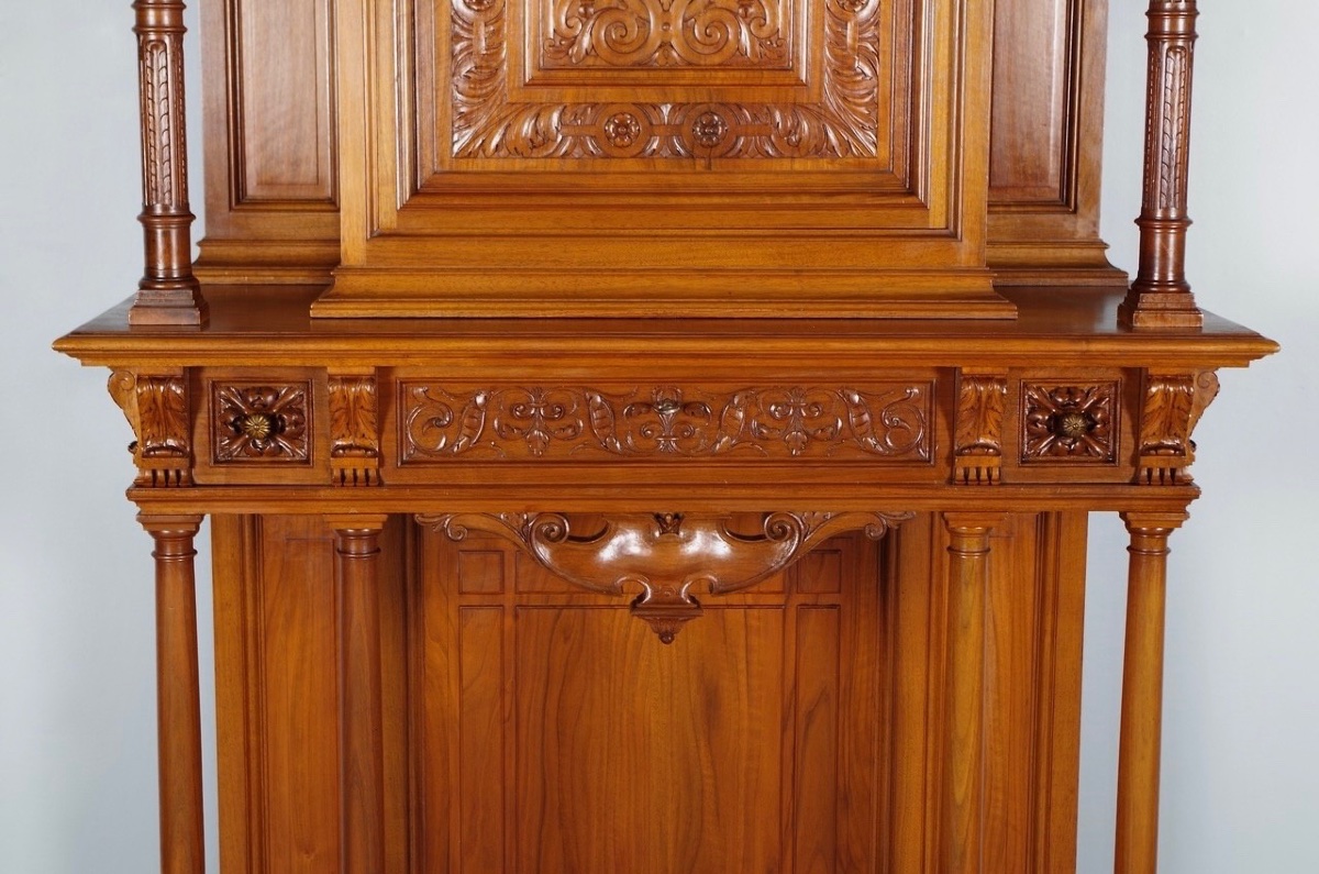 Cabinet Renaissance en noyer sculpté, dans le goût de Dufin, vers 1880-photo-1