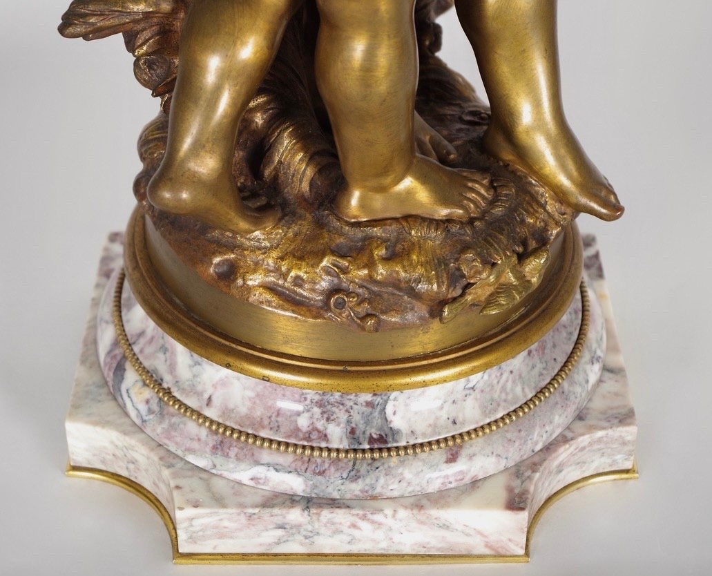 Children Throwing A Bouquet, A Bronze Sculpture With A Golden-brown Patina, Signed By Auguste Moreau-photo-4