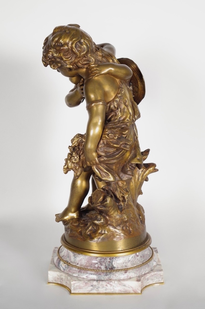 Children Throwing A Bouquet, A Bronze Sculpture With A Golden-brown Patina, Signed By Auguste Moreau-photo-2