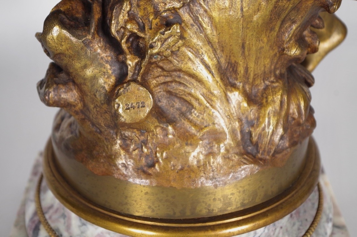 Children Throwing A Bouquet, A Bronze Sculpture With A Golden-brown Patina, Signed By Auguste Moreau-photo-8