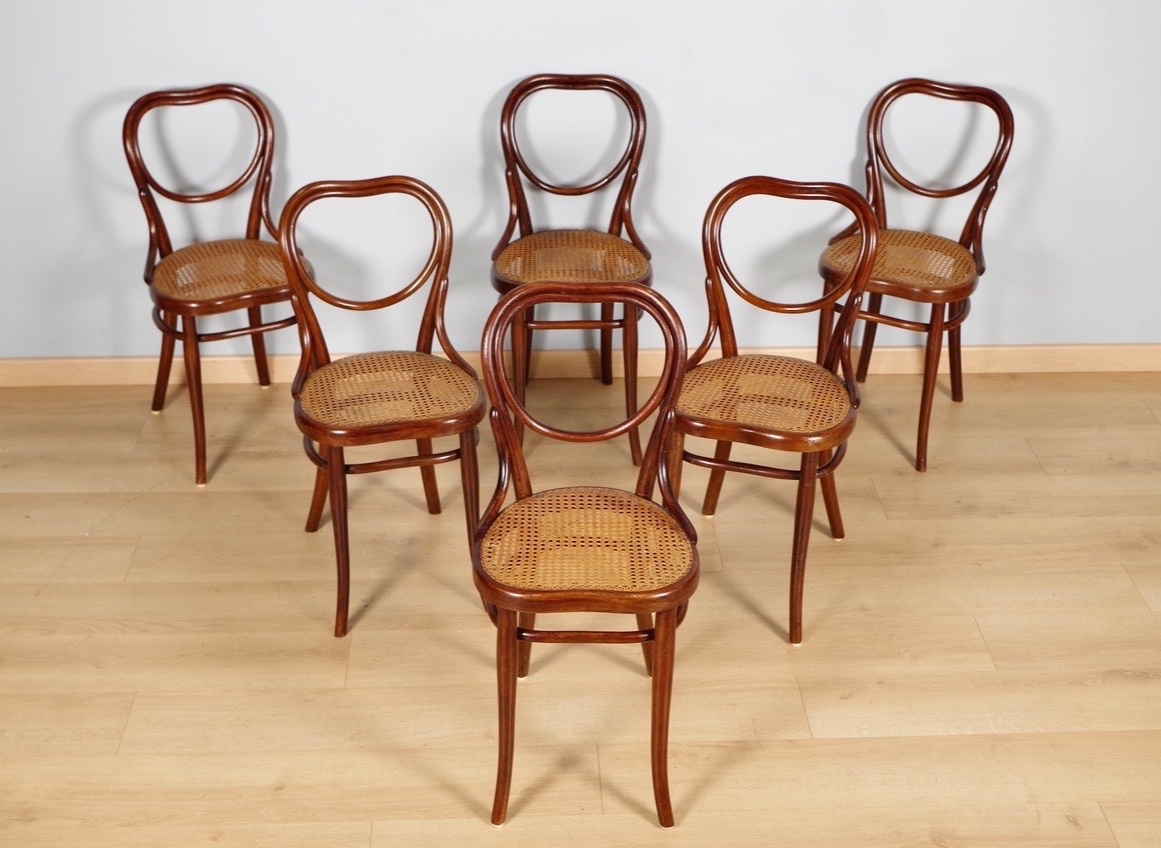 Set Of 6 Thonet No. 28 "heart" Chairs Made Of Bent Beech Wood, Circa 1900