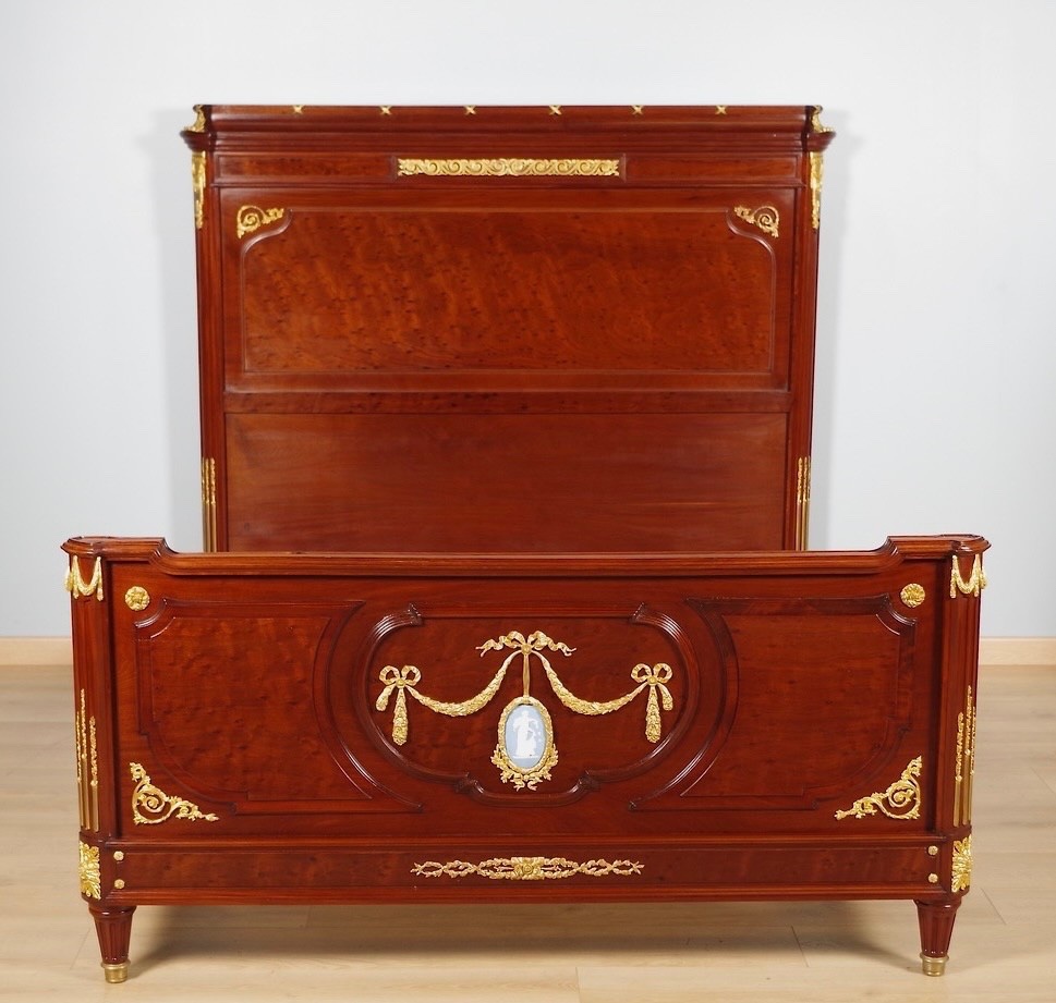 Louis XVI Bed In Mahogany, Gilded Bronze, And Wedgwood, Circa 1880-photo-2