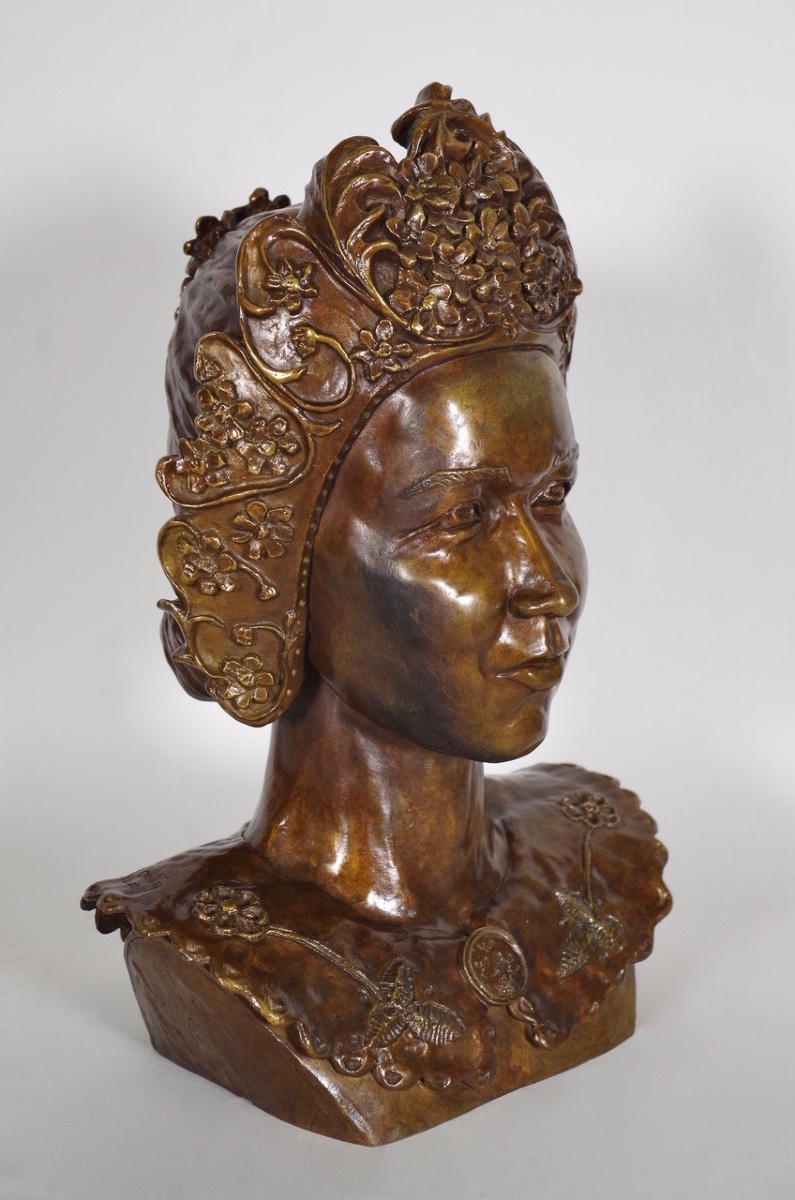Annick Ortín, buste de femme en bronze style Art nouveau, cire perdue, 2002-photo-4