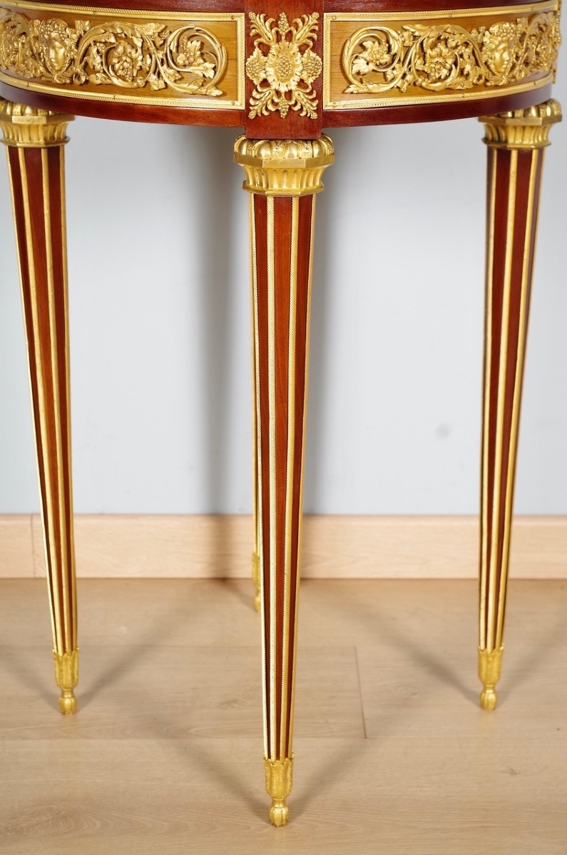 Guéridon Louis XVI en acajou et bronze doré, dans le goût de Linke, vers 1880-photo-4