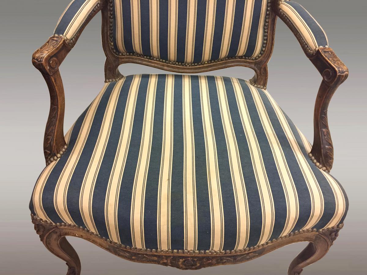 Fauteuil Et Repose-pieds époque Louis XV -photo-2