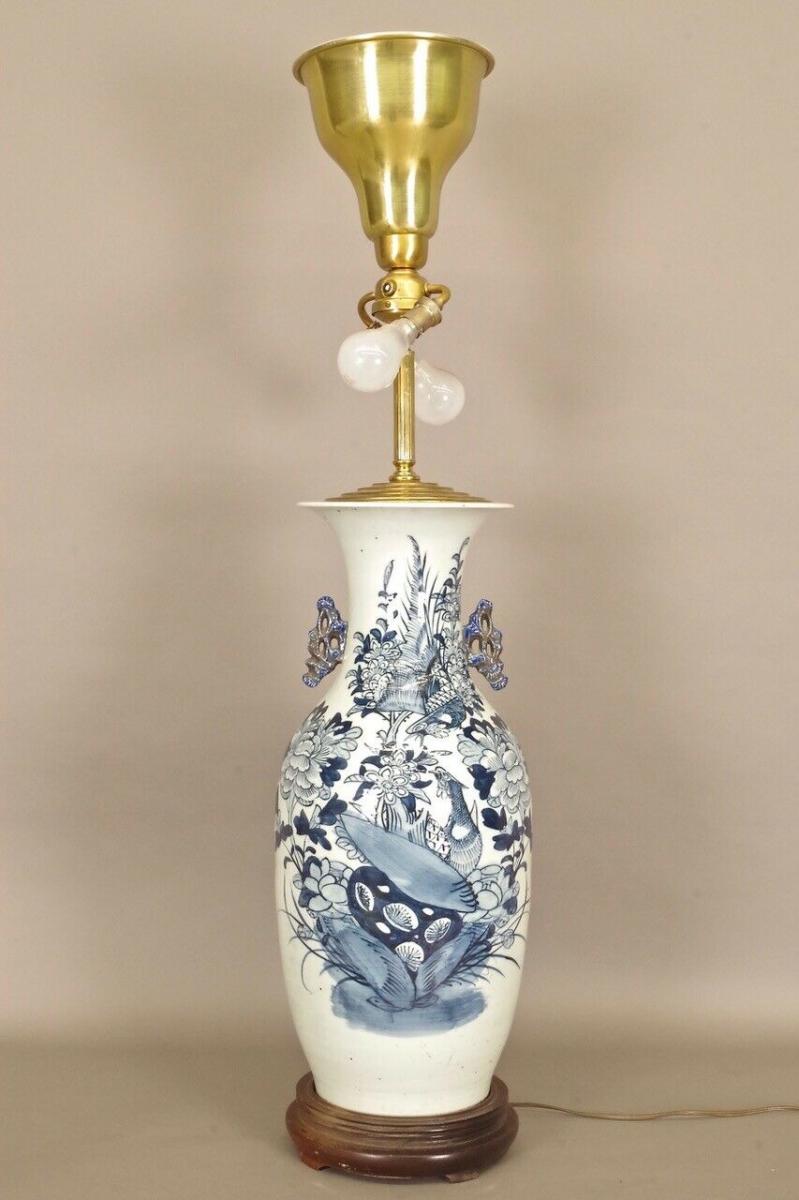Large Chinese Porcelain Lamp-photo-2