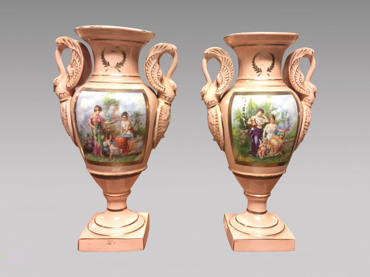 Paire De Vases En Porcelaine Style Empire